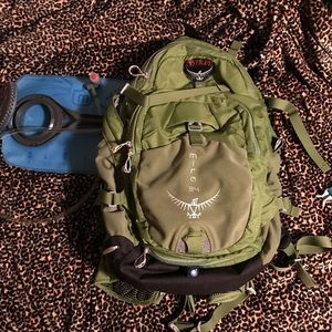 Osprey Packs Women's Mira AG 34 Hydration Pack